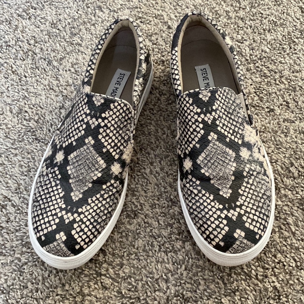 Steve Madden. Lightly worn.